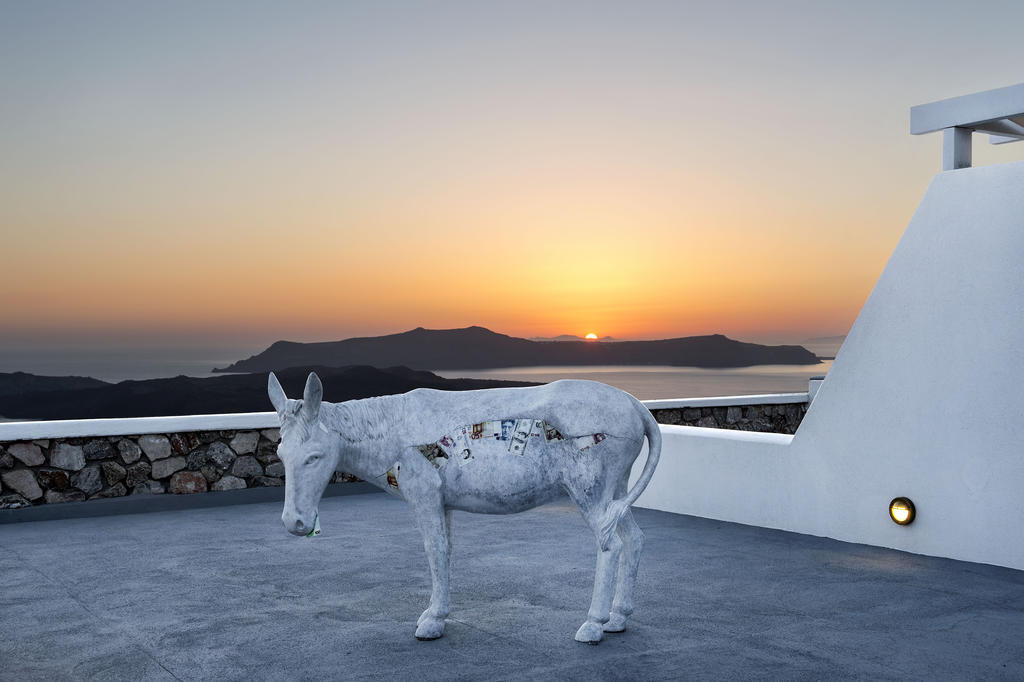 Lilium Hotel Santorini Fira  Exterior photo